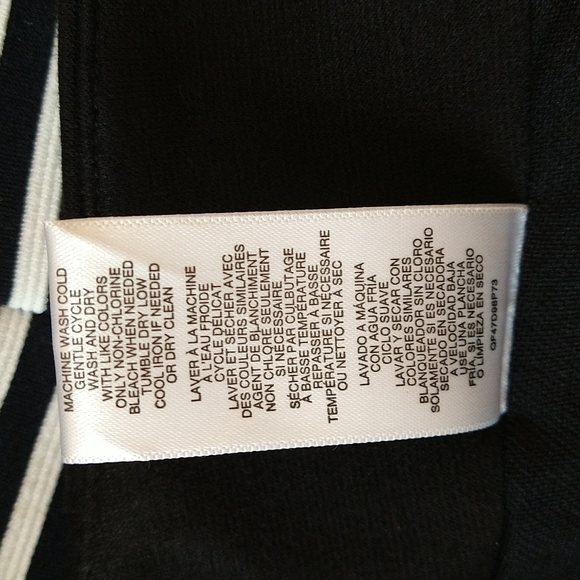 Michael Kors black skirt Sz 6 - Picture 8 of 8